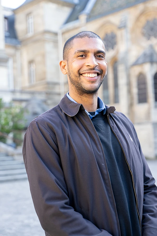 Maxime Ozoux, diplômé de la licence Analyse économique et financière