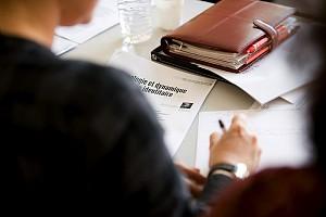 Travaux pratiques en Psychologie du travail avec Ginette Francequin. Travail sur des textes d'auteur, invitée Marisa Zavalloni Travaux pratiques en Psychologie du travail avec Ginette Francequin. Travail sur des textes d'auteur, invitée Marisa Zavalloni