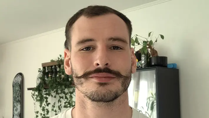 Thomas Brenac, ingénieur en systèmes électroniques, télécommunications et informatique (SETI)