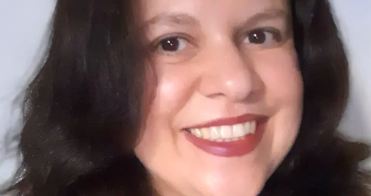 Portrait de Veronika Levicka, diplômée du master Ressources humaines et transformations numériques